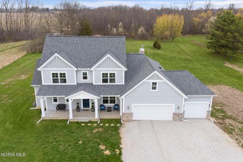 3901 Plumey Rd, Northwood, OH, 43619-1841 | Card Image