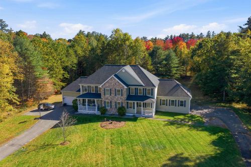 9 Lilac Court, Litchfield, NH, 03052 | Card Image
