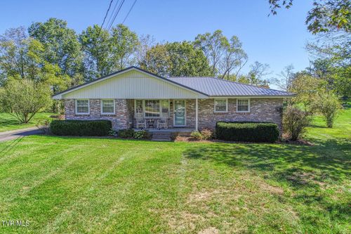 131 Circle Dr, Surgoinsville, TN, 37873-6011 | Card Image