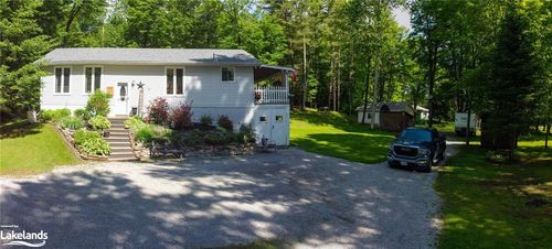 7957 Highway 35, Norland, ON, K0M2L0 | Card Image