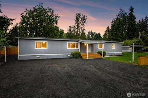 8601 Deodar Ct Se, Yelm, WA, 98597-9736 | Card Image