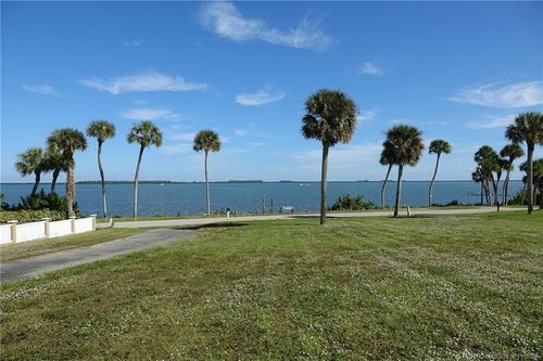 4103 Indian River Dr, Fort Pierce, FL, 34982-7766 | Card Image