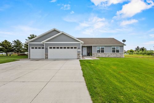4325 Landcaster Rd, PLOVER, WI, 54467-3342 | Card Image