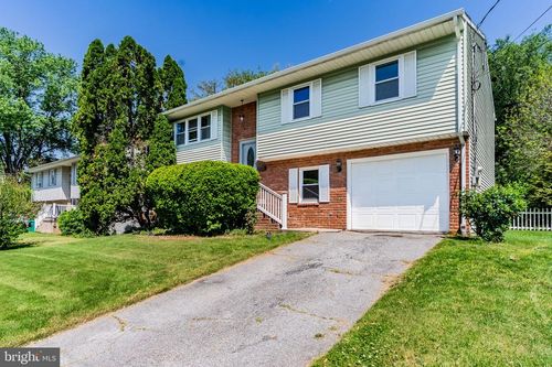 4831 Charles Rd, MECHANICSBURG, PA, 17050-3076 | Card Image