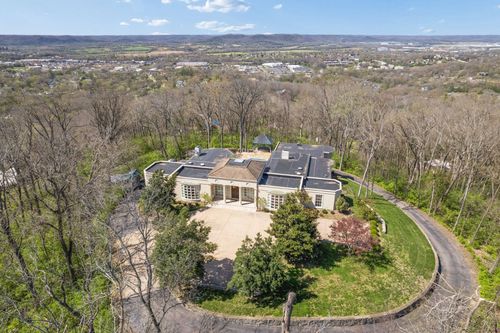 515 Hillwood Blvd, Nashville, TN, 37205-1311 | Card Image