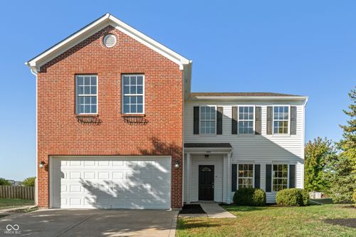 1102 Maple Run Dr, Sheridan, IN, 46069-5503 | Card Image