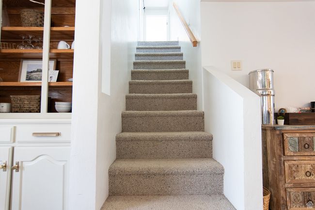 View of stairs | Image 12