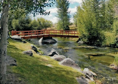 249 Picabo Ln, Bellevue, ID, 83313 | Card Image