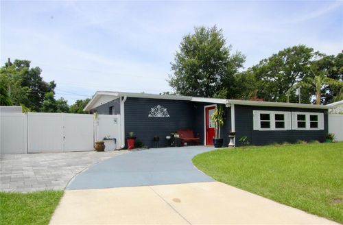 1302 Admiral Dr, APOPKA, FL, 32703-6598 | Card Image