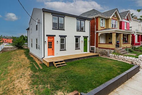 1235 Scott St, Covington, KY, 41011-3127 | Card Image