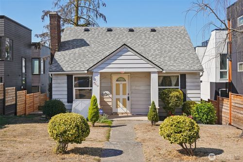4817 42nd Ave Sw, Seattle, WA, 98116-4508 | Card Image