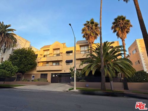 apt-205-326 S Manhattan Pl, Los Angeles, CA, 90020-4070 | Card Image