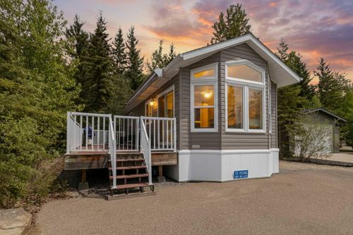 79a-10046 Township Road 422, Rural Ponoka County, AB, T4J1V9 | Card Image