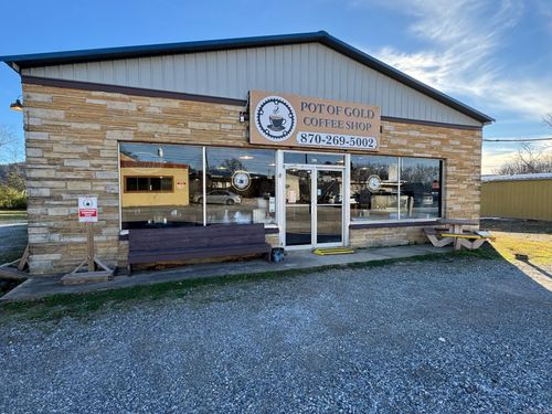 208 W Jefferson St, Mountain View, AR, 72560 | Card Image