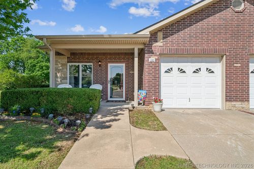 108 Saint Andrews Dr, Grove, OK, 74344-5211 | Card Image