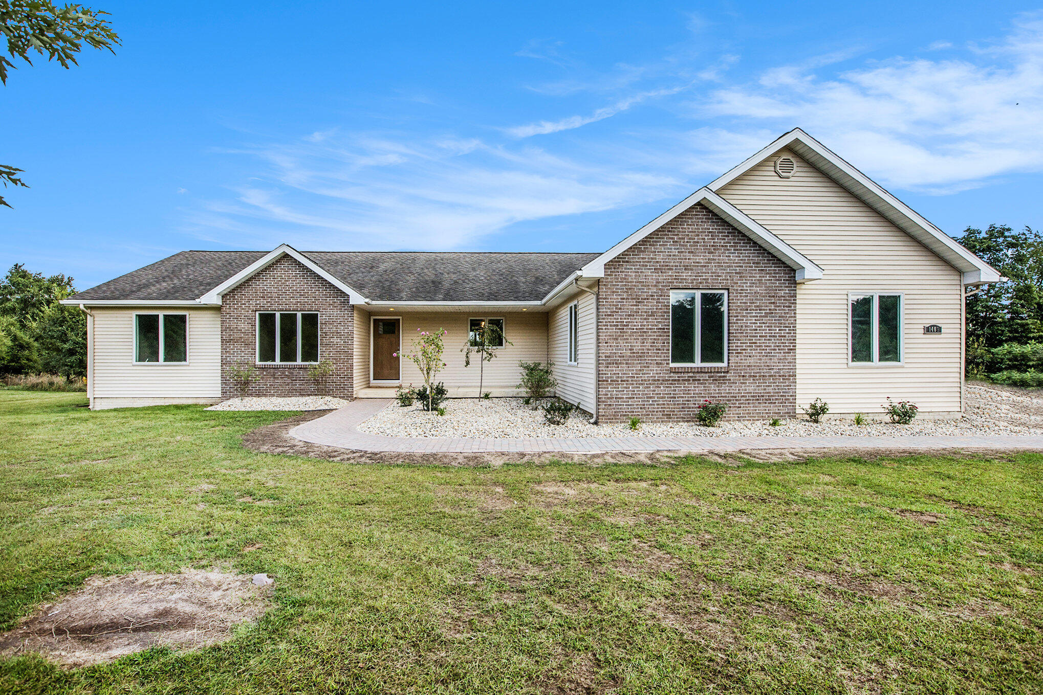 Gilletts Lake Rd, Jackson, MI 49201