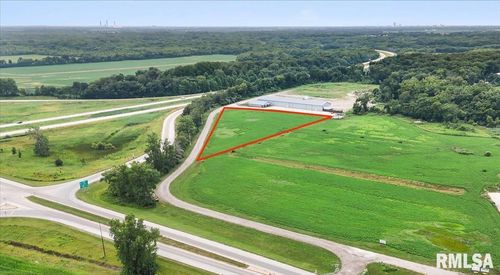 2675 Overpass Rd, Riverton, IL, 62561-9385 | Card Image