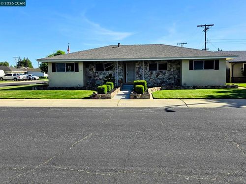 750 Greenwood Dr, Lodi, CA, 95240-0432 | Card Image
