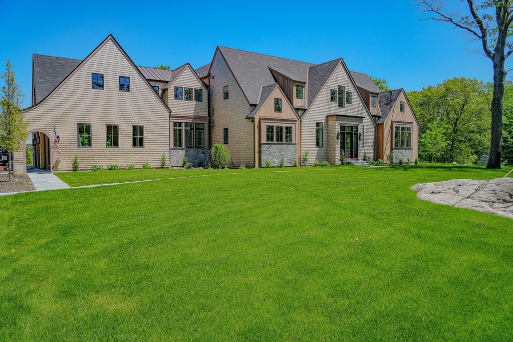 Martins Ln, Hingham, MA 02043