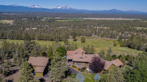 65570 Highway 20, Bend, OR, 97703-8727 | Card Image