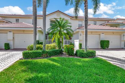 1 - 7953 Laina Lane, Condo with 3 bedrooms, 2 bathrooms and null parking in Boynton Beach FL | Image 2