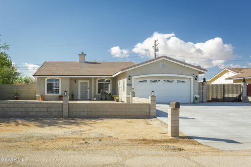 8536 Underwood Avenue, California City, CA, 93505 | Card Image