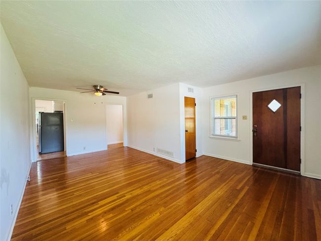 1015 W Sycamore St, House other with 3 bedrooms, 2 bathrooms and null parking in Sherman TX | Image 7