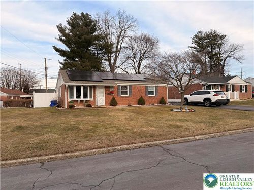 1625 Marshall St Sw, Allentown, PA, 18103-6438 | Card Image