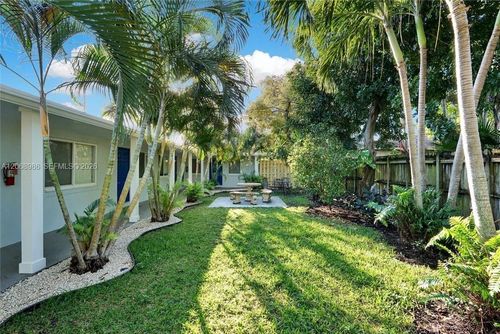 1352 Holly Heights Dr, Fort Lauderdale, FL, 33304-4721 | Card Image