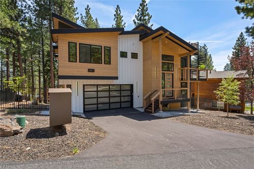 697 Tumbleweed Cir, Incline Village, NV, 89451-8113 | Card Image