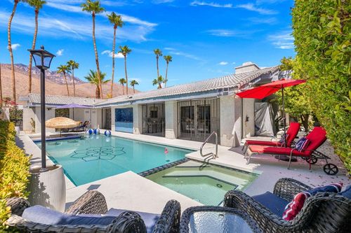 2082 S Madrona Dr, Palm Springs, CA, 92264-9221 | Card Image