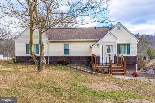 13604 Bedford Rd Ne, CUMBERLAND, MD, 21502-6920 | Card Image