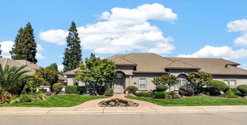 1116 Bridgetowne Dr, Lodi, CA, 95242-9130 | Card Image