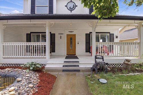 2884 N Rough Stone Way, Meridian, ID, 83646-8216 | Card Image