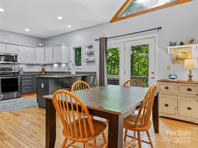 48 Grouse Thicket Rd, House other with 3 bedrooms, 3 bathrooms and null parking in Mars Hill NC | Image 10
