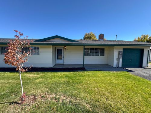 10683 Mcguire Ave, Klamath Falls, OR, 97603-9551 | Card Image