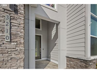 3210 Nw Hood Ct, Home with 3 bedrooms, 3 bathrooms and 3 parking in Camas WA | Image 3