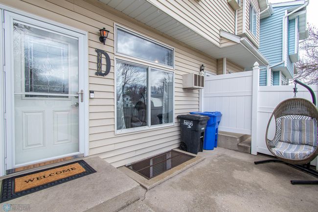 Front Exterior | Image 5