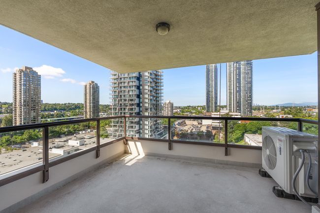 1203 - 2138 Madison Ave, Condo with 2 bedrooms, 2 bathrooms and 2 parking in Burnaby BC | Image 17