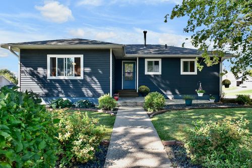 240 6th St Sw, Plainview, MN, 55964-1131 | Card Image