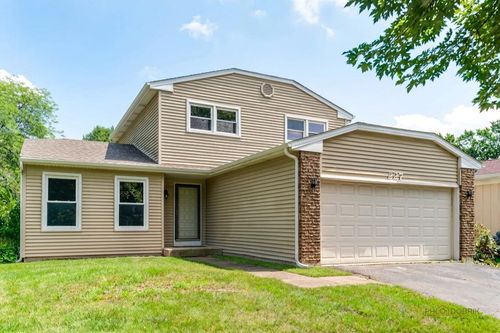 227 E Lakeside Dr, Vernon Hills, IL, 60061-2607 | Card Image