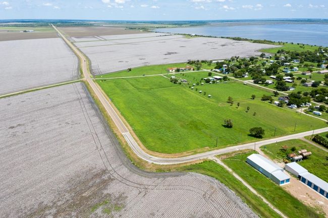 704 Hwy 239, Home with 0 bedrooms, 0 bathrooms and null parking in Austwell TX | Image 27