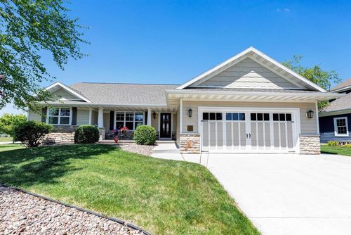 4233 Gaibrielles Gate Drive, HOWARD, WI, 54313 | Card Image