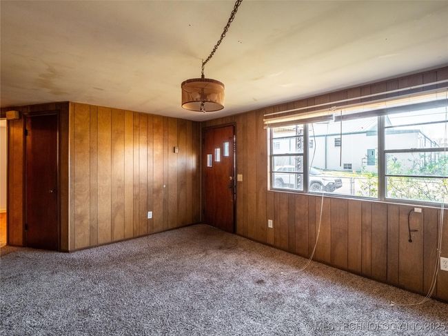 805 2 Nd St, House other with 3 bedrooms, 2 bathrooms and null parking in Quinton OK | Image 6