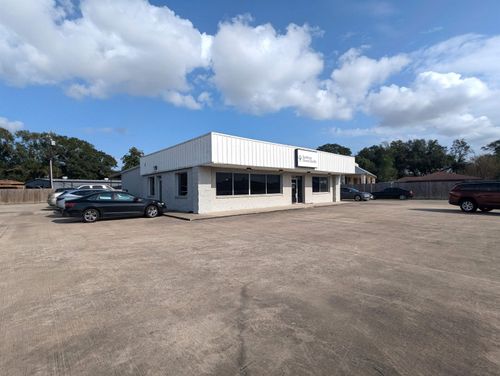 2348 Highway 69 N, Nederland, TX, 77627-8874 | Card Image