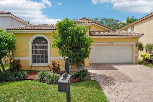 11672 Nw 13th Mnr, Coral Springs, FL, 33071-4104 | Card Image