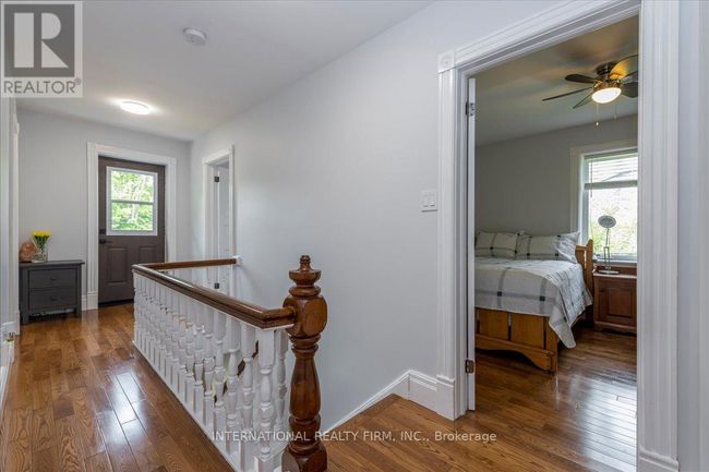 8061 Main St, House other with 3 bedrooms, 2 bathrooms and 3 parking in Everett ON | Image 16