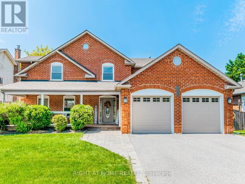 116 Beryl Avenue, Whitchurch-Stouffville (Stouffville), ON, L4A7Y2 | Card Image