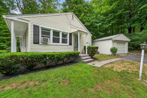 115 Mountain Rd, Farmington, CT, 06032-2413 | Card Image