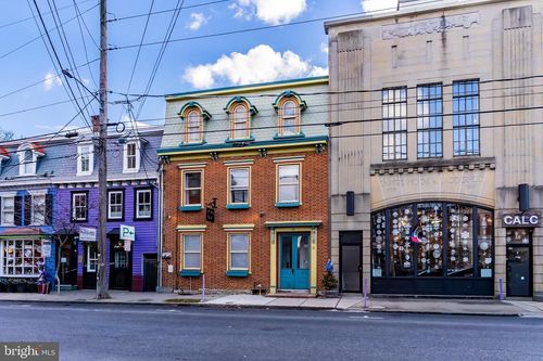 36 W Pomfret St, CARLISLE, PA, 17013-3216 | Card Image